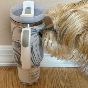 Stanley Cup White Marble 40 Oz Flowstate Tumbler H2.0 The Quencher